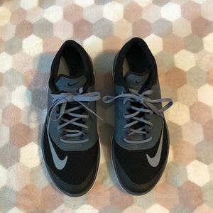 Fit-sole Nike sneakers